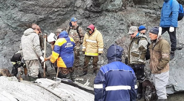 Rusya'da düşen uçaktaki 19 kişinin cansız bedenine ulaşıldı