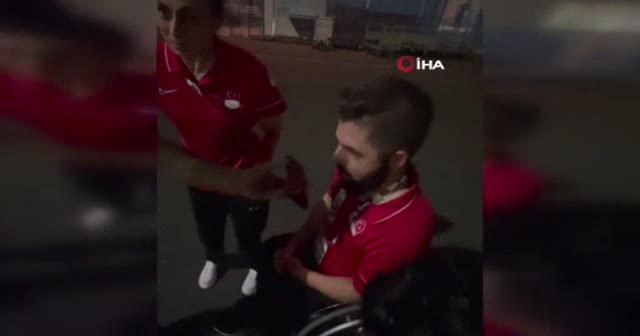 Cumhurbaşkanı Erdoğan, madalya kazanan sporcuları kutladı