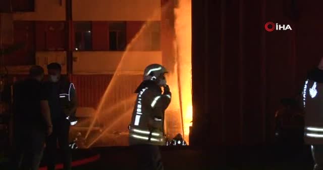 İkitelli Oto Sanayi Sitesi'nde yangın