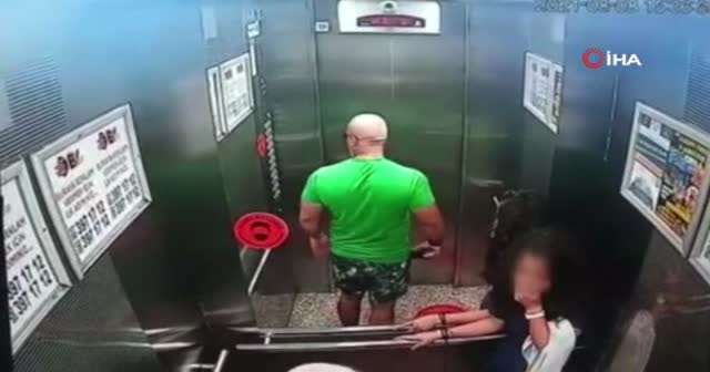 Kızına tokat attı, şiddetinden asansörün aynasını çatladı