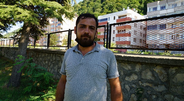 Sel suları arasında çırpındı! Dondurma bidonu ile hayatta kaldı