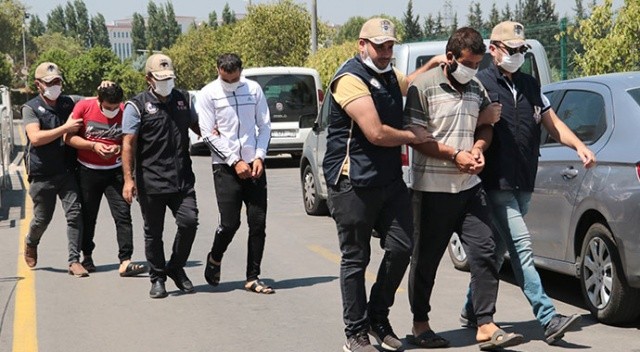Yakalanan DEAŞ’lı teröristin cep telefonunda canlı bomba yeleği yapımı videoları çıktı