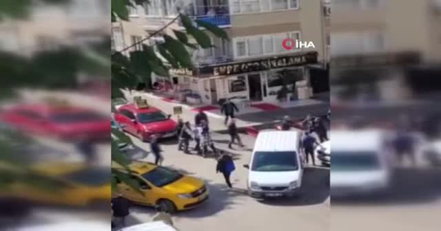 Bursa'da beyzbol sopalı park kavgası