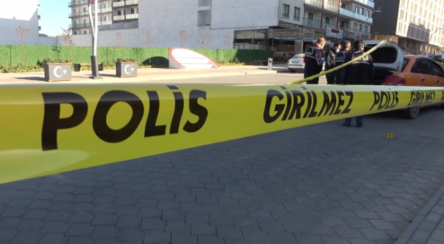 Kız meselesi silahlı kavgaya dönüştü! 1 kişi yaralandı