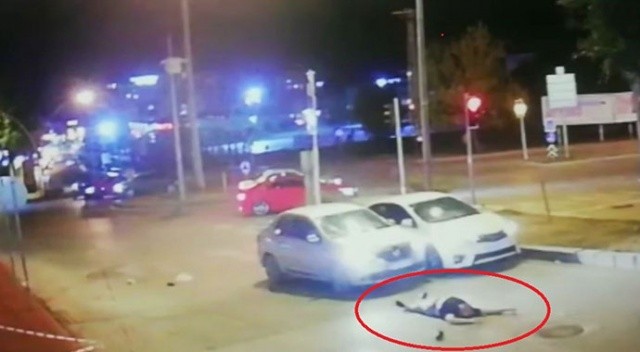 Samsun’da otomobil yayaya çarptı! O anlar kameraya yansıdı