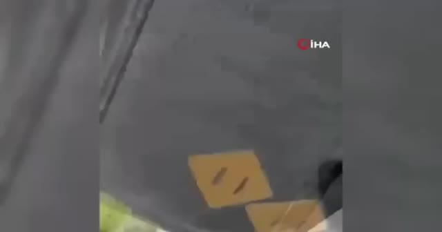 Liseli genç kızların sosyal medya tartışması tekme tokat kavgaya dönüştü