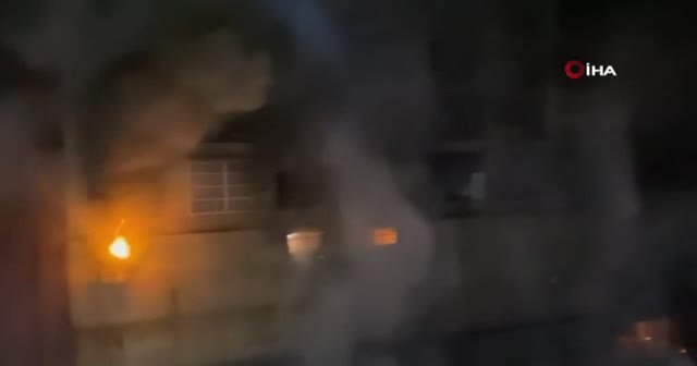Tayvan'da 13 katlı binada yangın! Ölü ve yaralılar var