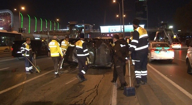 Trafikte makas atmaya çalıştı! Takla atarak metrelerce sürüklendi
