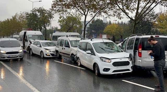 Şişli’de meydana gelen zincirleme kazada 7 araç birbirine girdi