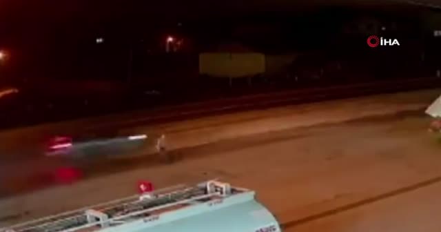Yürüdüğü yol, karşıya değil ölüme götürdü