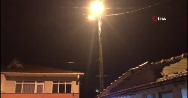 İstanbul'a yılın ilk karı düştü!