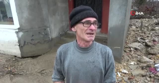 Sel felaketini gözyaşlarıyla anlattı: 20 senede aldığım bütün eşyaların hepsi gitti