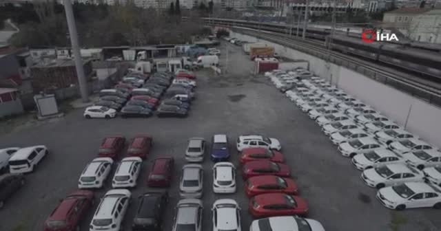Stokçular bir bir tespit edildi! Otopark dolusu sıfır araç