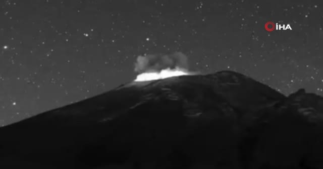 Meksika’daki Popocatepetl Yanardağı’nda yeni patlama