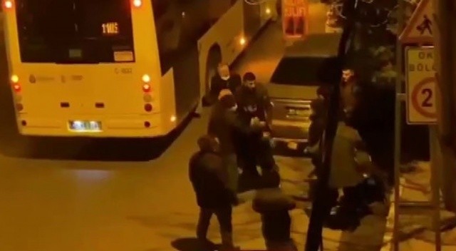 Sultanbeyli’de beş kişi İETT şoförünü darbederek hastanelik etti!