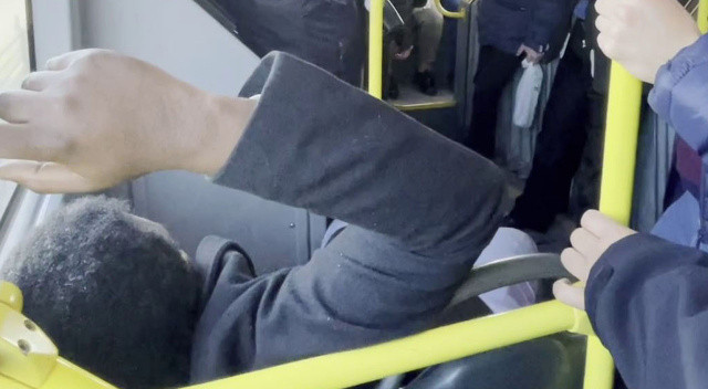 Metrobüste korona paniği