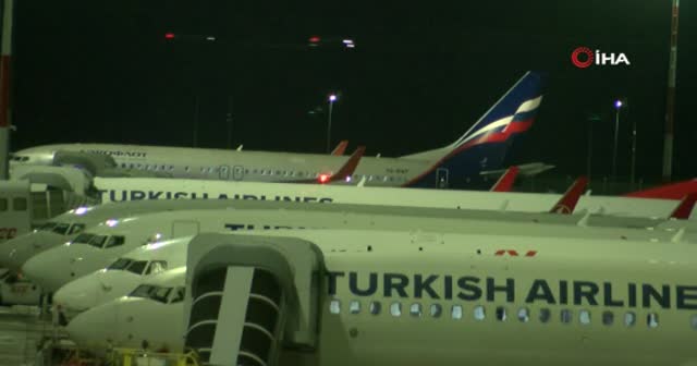 Rus yolcu uçağı Yunan hava sahasına kabul edilmedi, İstanbul'a indi