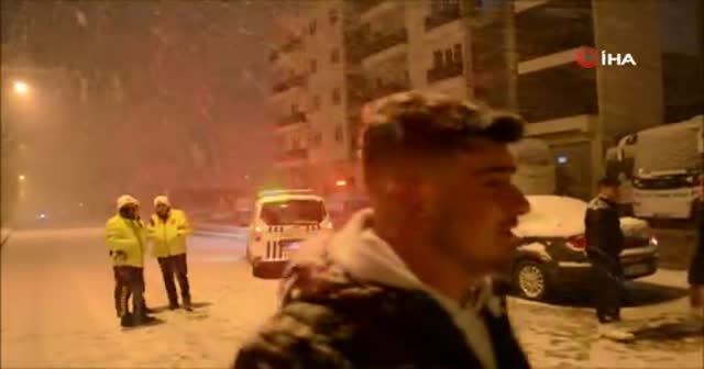 Karda drift şovu pahalıya patladı