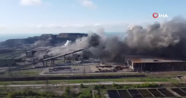 Rusya, Azovstal fabrikasını vurmaya devam ediyor: 'Mariupol’de 20 bin kişi öldürüldü'