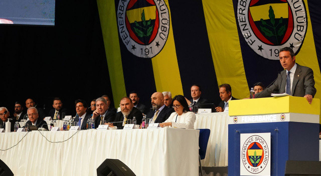 Ali Koç kürsüde kendinden geçti! Kulübün bana böyle bir borcu var' dersem, beni ihraç edin