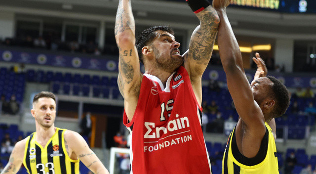 Olympiacos efsanesi Georgios Printezis 37 yaşında basketbolu bıraktı