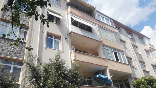 Karısını öldüren adam cinayetin ardından kanlı elleriyle video çekti