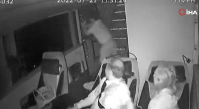 Kontrolden çıktığını düşündüğü otobüsten atladı: Feci şekilde can verdi