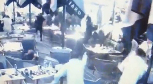 AVM'de silahlı çatışma çıktı: 1'i ağır 6 yaralı