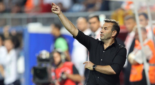 Okan Buruk müjdeyi verdi! Galatasaray antrenmanları taraftara açılıyor