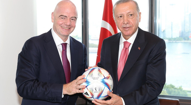 Recep Tayyip Erdoğan & Gianni Infantino görüşmesinde gülümseten diyalog