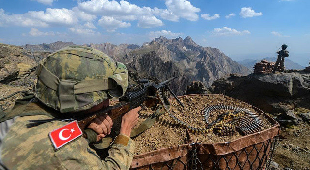 Suruç şehidinin kanı yerde kalmadı: 12 terörist etkisiz