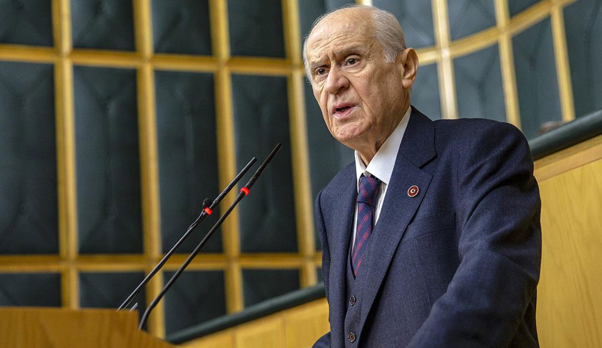Bahçeli'den CHP'nin başörtüsü yasa teklifine: Sakatlık, saçmalıktır