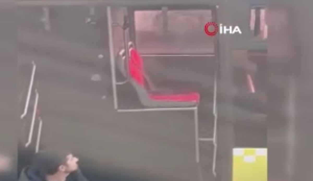 İETT’de korkutan olay: Klima borusu patladı, bir yolcunun yüzü yandı