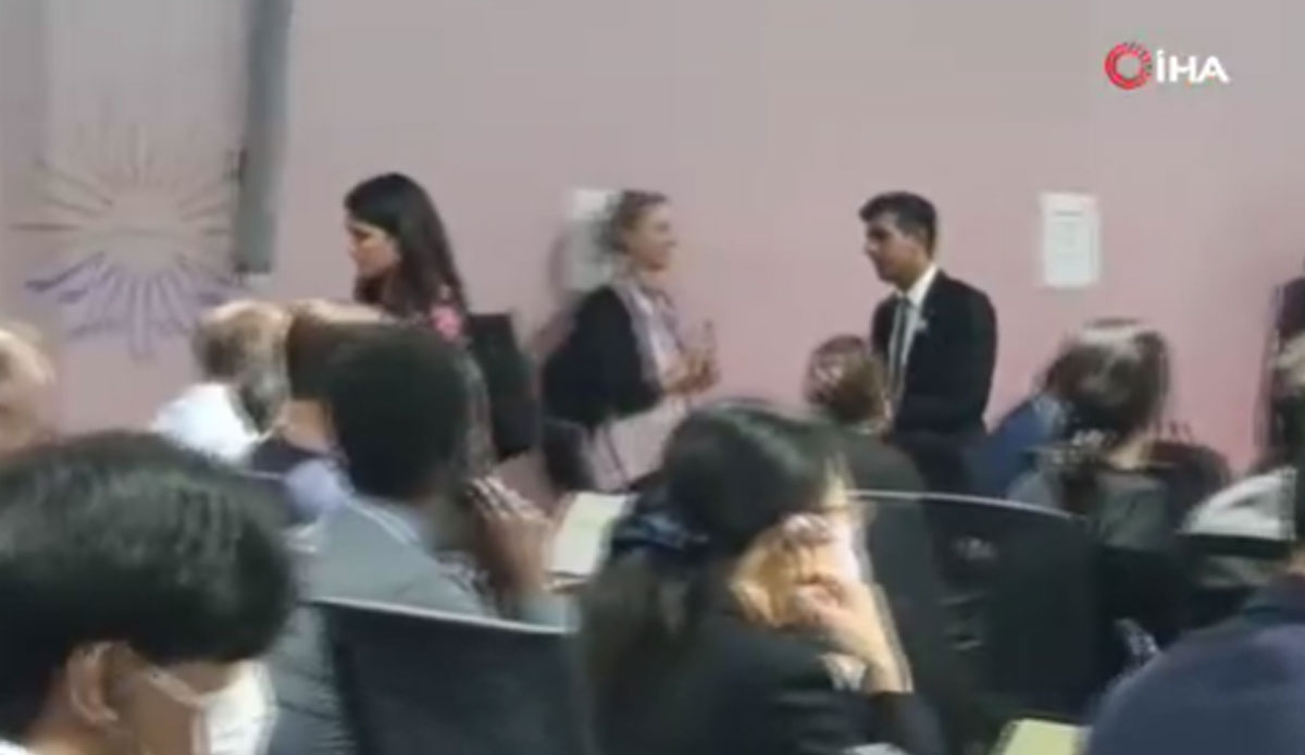 İklim değişikliği zirvesinde Rishi Sunak şaşkınlığı... Apar topar salonu terk etti!