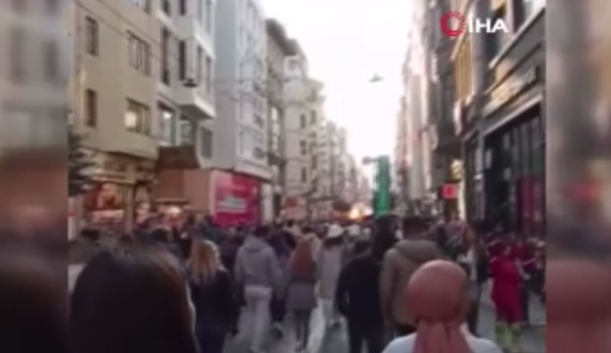 İstiklal Caddesi'ndeki patlama anı kamerada
