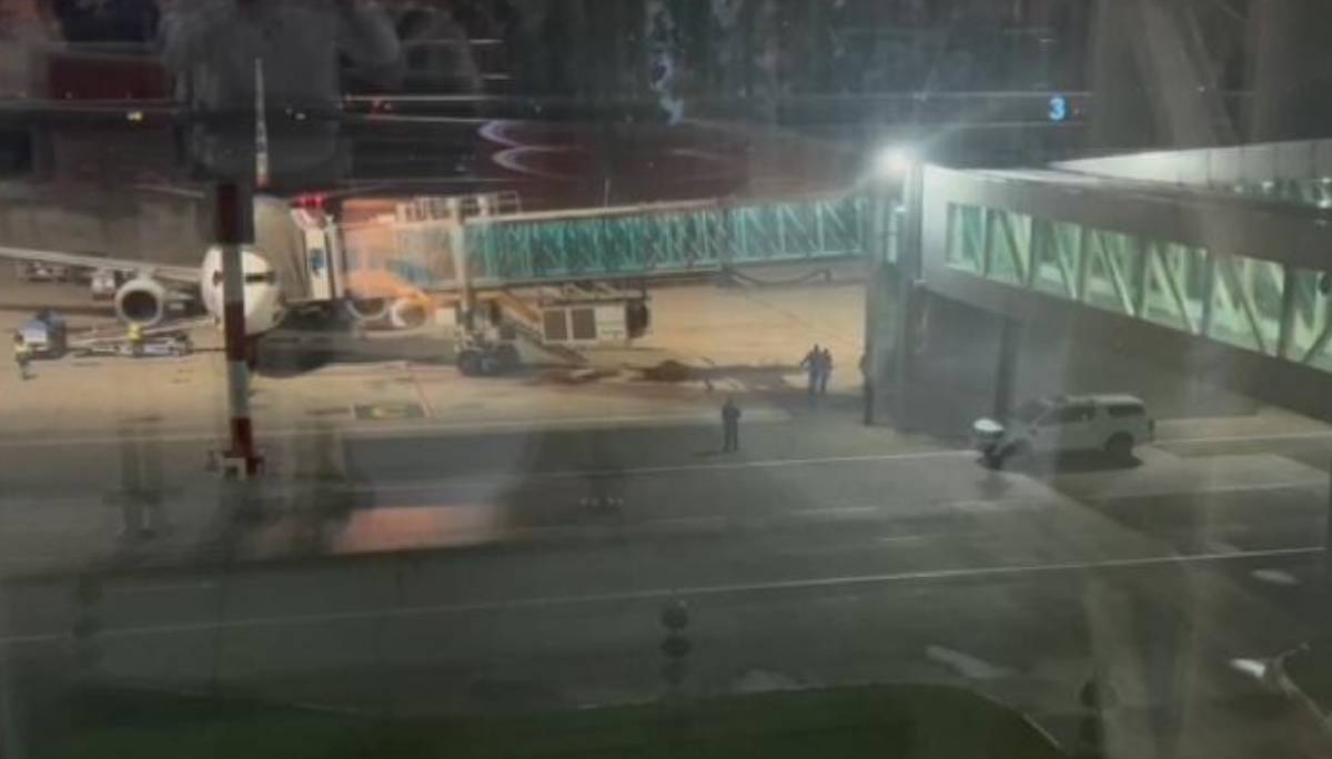 Diyarbakır- Antalya uçuşunda bomba paniği!