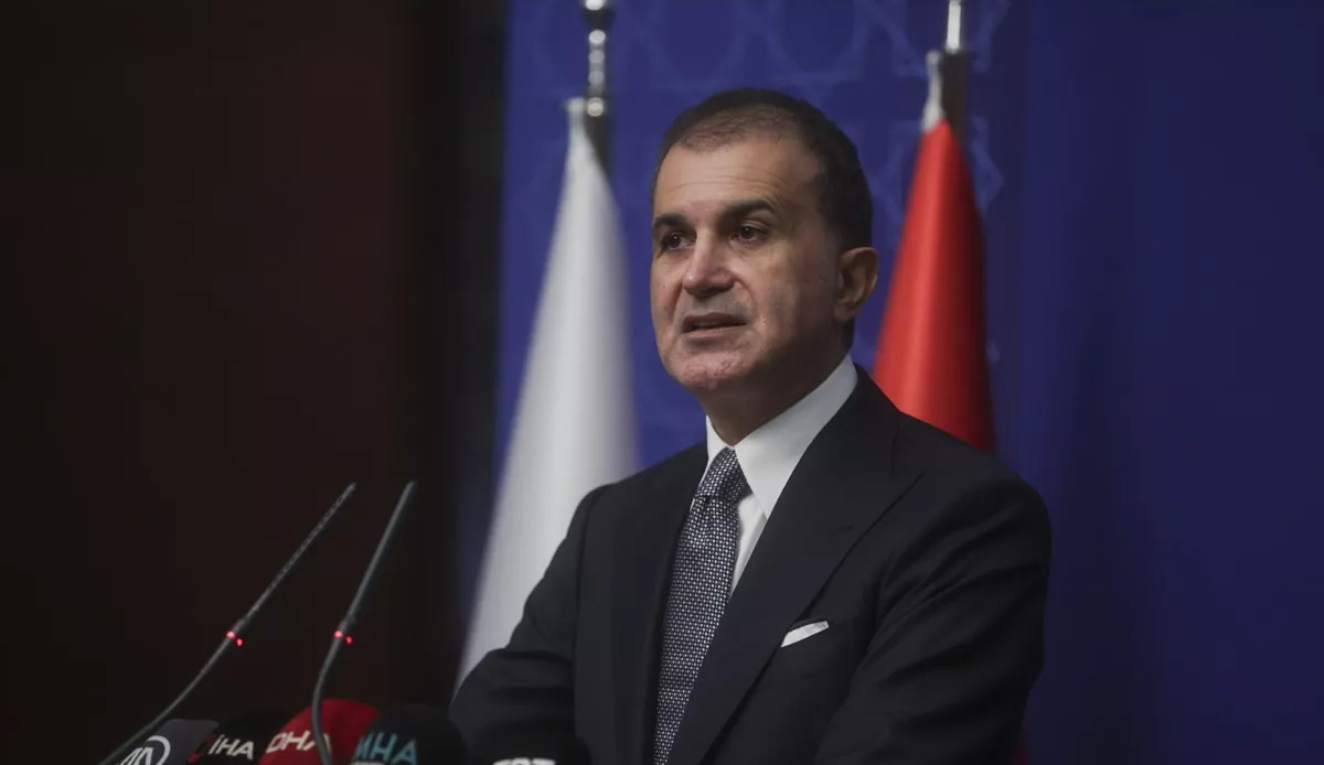 AK Parti Sözcüsü Çelik'ten Taksim'de saldırının yapıldığı noktadan mesaj: Türkiye güven ülkesidir