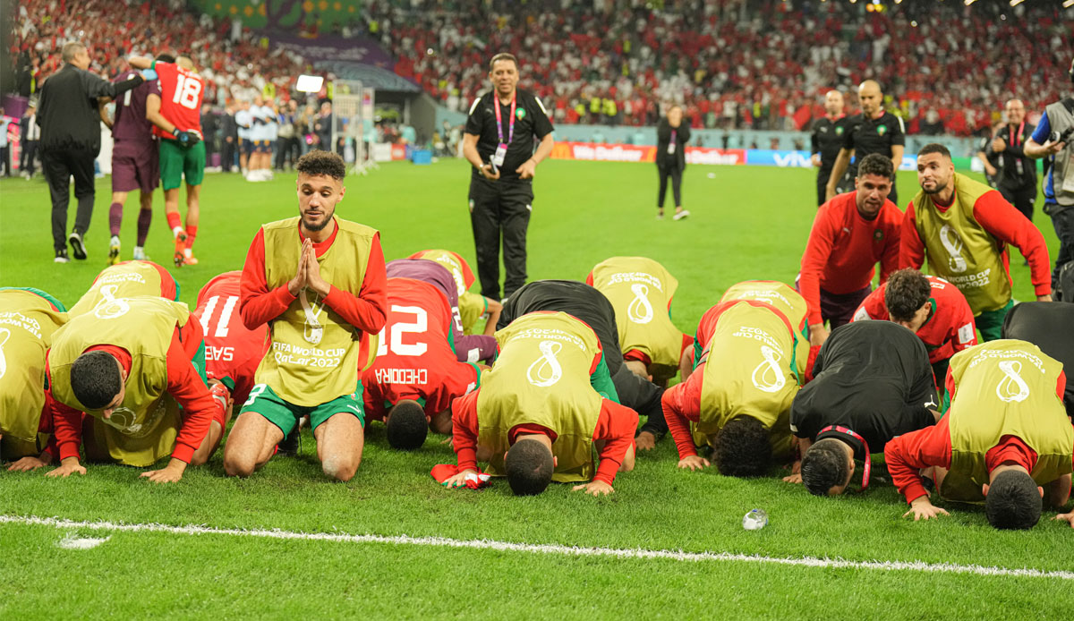 Faslı futbolcular penaltılara Fatiha okuyarak gitti