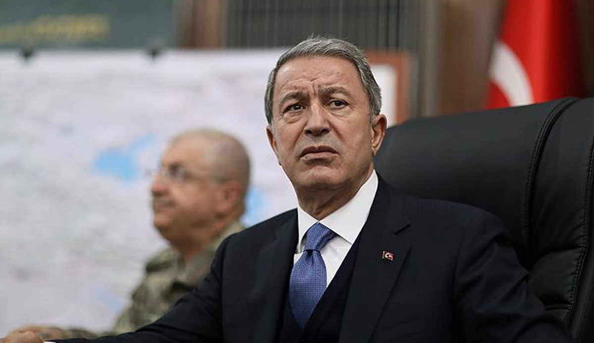 Bakan Akar'dan Yunanistan'a uyarı: Yanlışlarından dönmeliler