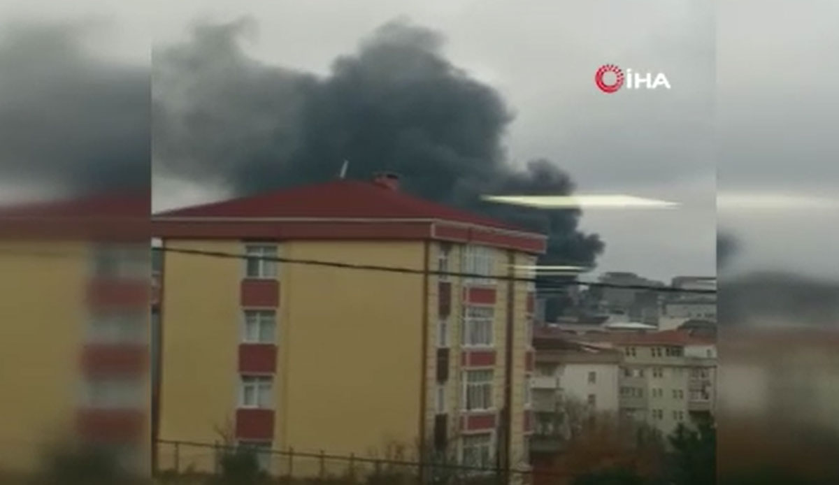 Ataşehir'de korkutan yangın! İş yeri alev alev yandı