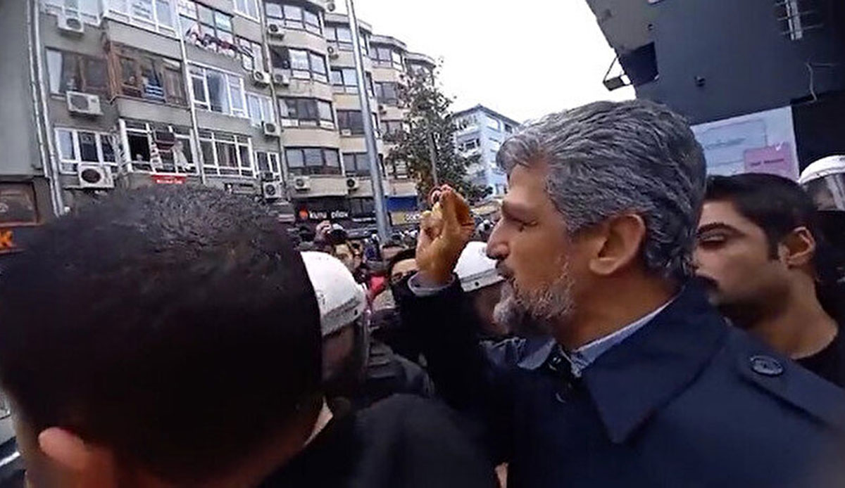 HDP'li Garo Paylan'dan polise skandal sözler! Hesap vereceksin kork altı ay kaldı