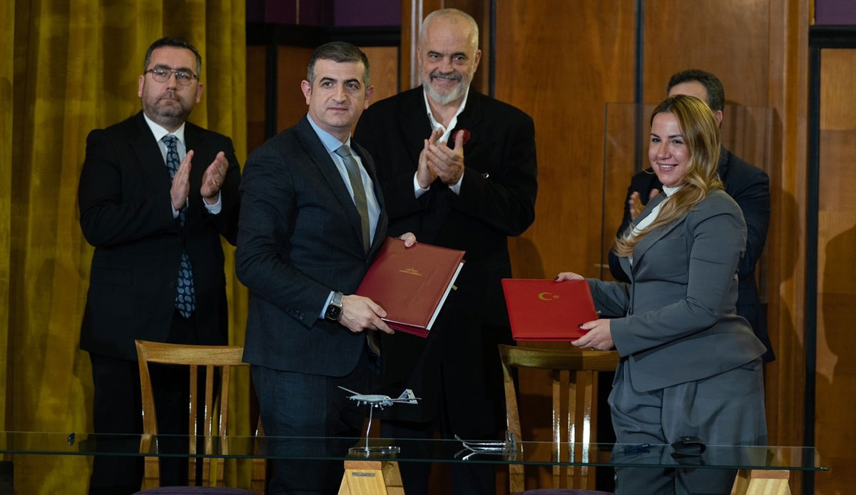 İmzalar atıldı: Bayraktar TB2 Arnavutluk yolcusu