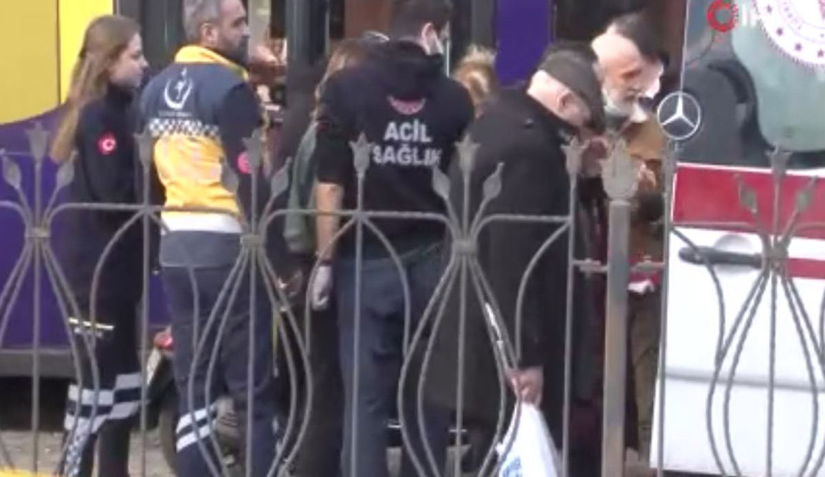 Kabataş'ta tramvay kazası: Yaralılar var