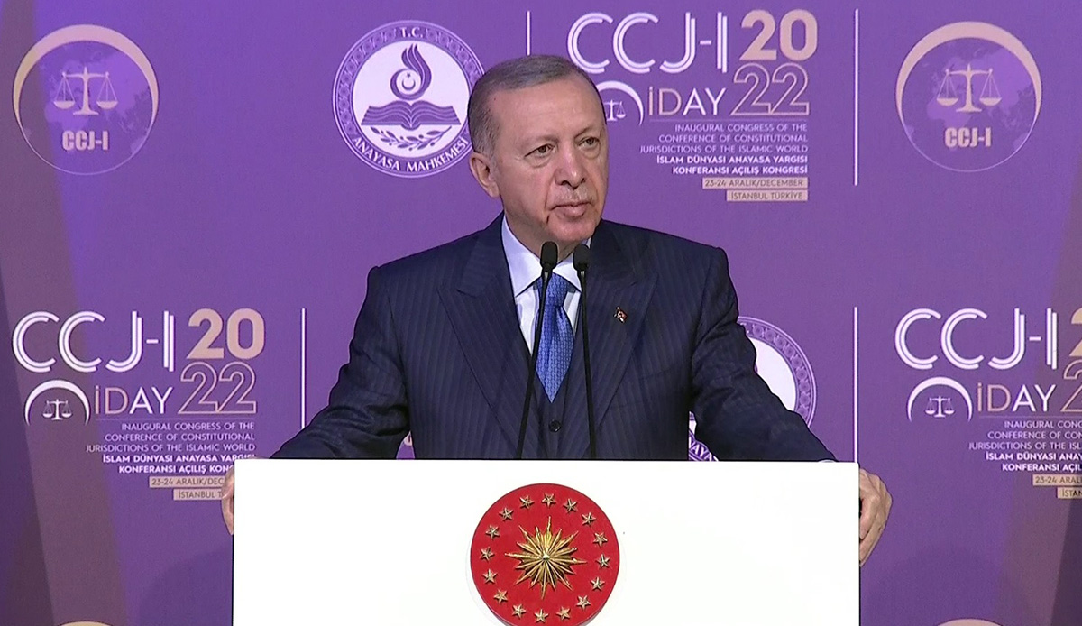Cumhurbaşkanı Erdoğan'dan Batı'ya sert tepki: Terörü destekleyenler bize nutuk çekiyor
