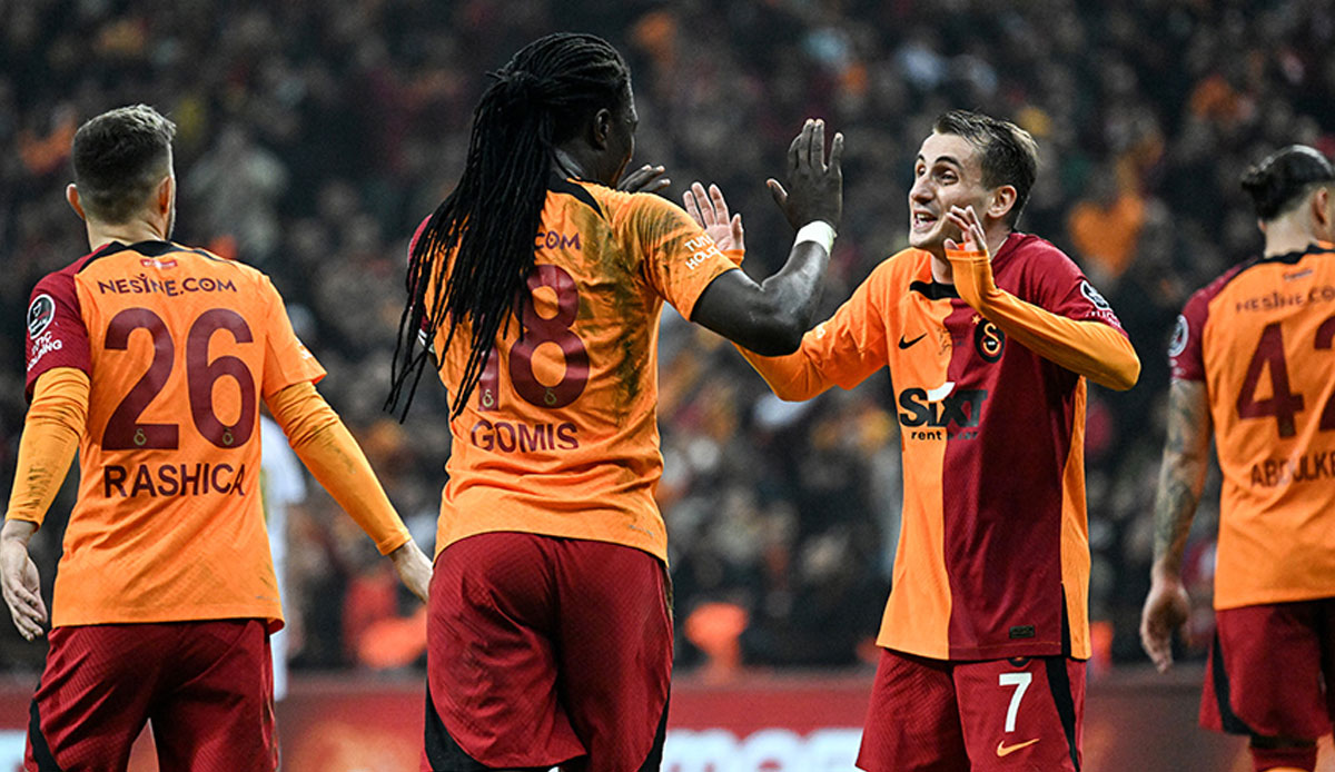 Galatasaray zirvenin yeni sahibi! Aslan 3 puanı da zirveyi de çekip aldı