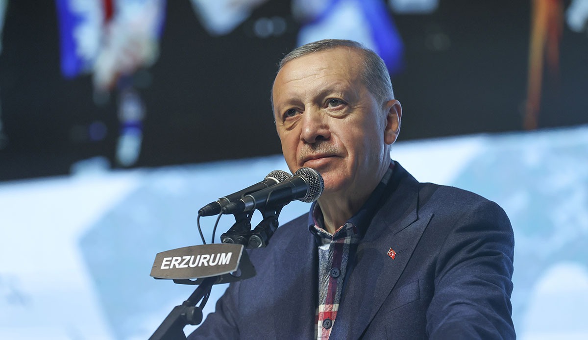 Cumhurbaşkanı Erdoğan, Erzurum'da gençlerle bir araya geldi