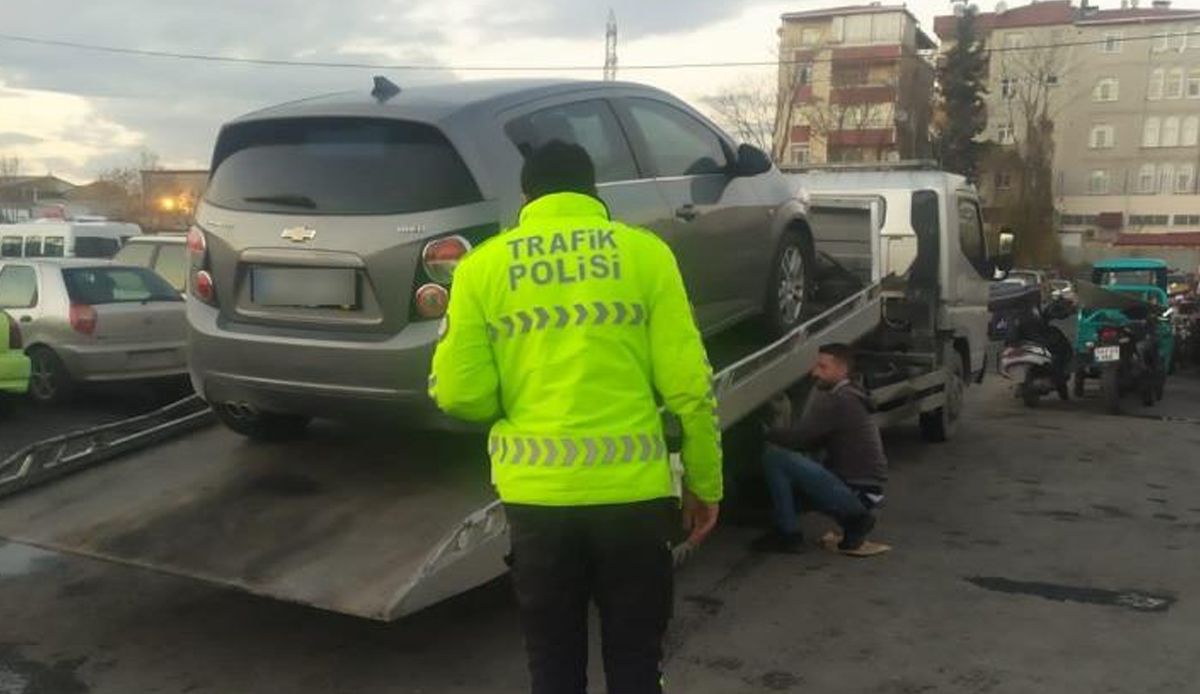 Direksiyon sınavından geçemeyince eğitim alanında drift yaptı