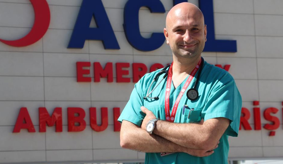 Bilim Kurulu Üyesi randevu alıp gitmeyen ve iptal ettirmeyenleri uyardı