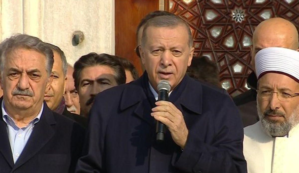 Restore edilen Yeni Camii ibadete açıldı: Erdoğan: Okurken vaaz verdim
