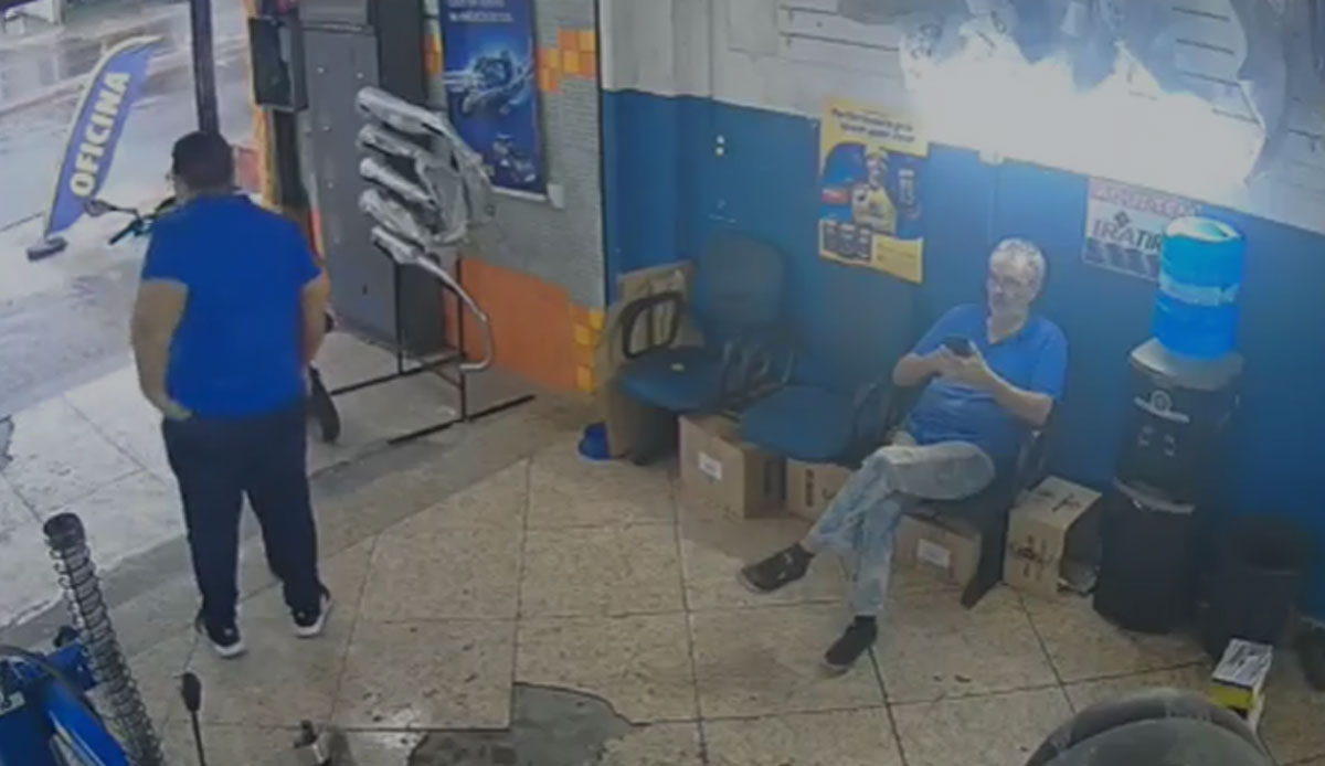 Dikkatsiz çırak ustasını hastanelik etti